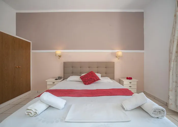 Aladdin Tsillivi Aparthotel 4*