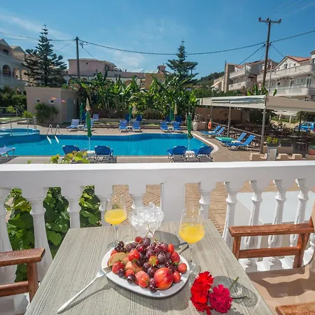 Aladdin Tsillivi Lägenhetshotell 4*